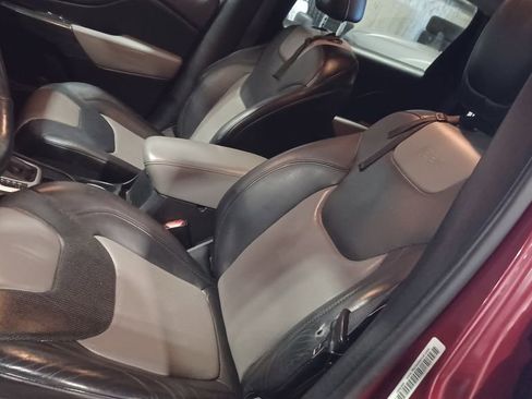 Used 2014 Jeep Cherokee Limited w/ Technology Group image 6