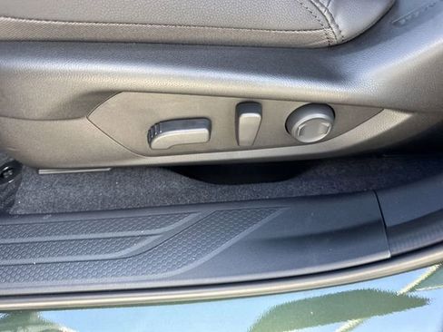 Certified 2026 Subaru Outback Premium AWD/4WD image 12