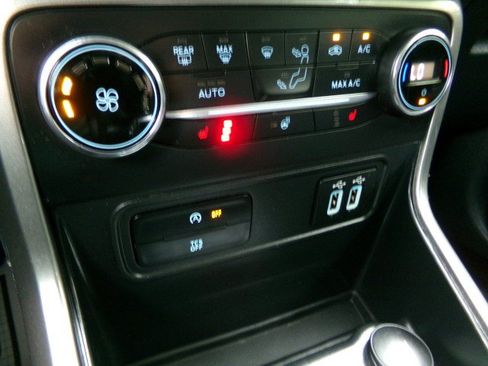 Used 2020 Ford EcoSport SES AWD/4WD image 22