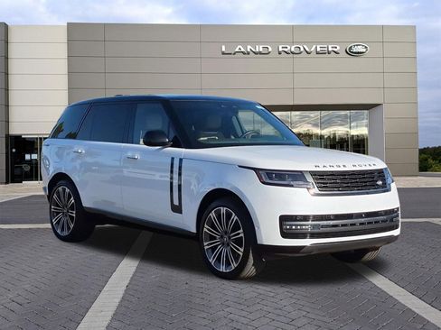 Certified 2025 Land Rover Range Rover Long Wheelbase SE AWD/4WD image 3