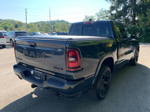New 2026 RAM 1500 4x4 Crew Cab image 4