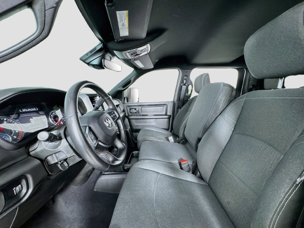 Used 2024 RAM 3500 Tradesman w/ Safety Group AWD/4WD image 13