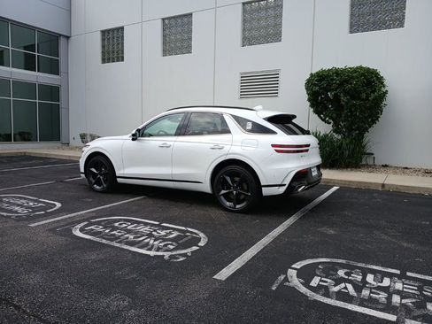 Used 2026 Genesis GV70 3.5T Sport Prestige image 5