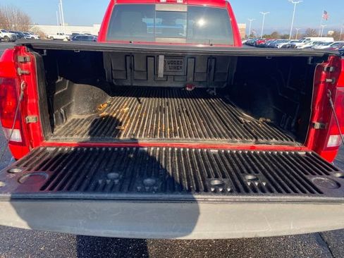 Used 2013 RAM 1500 Classic SLT w/ Premium Display Pkg image 18