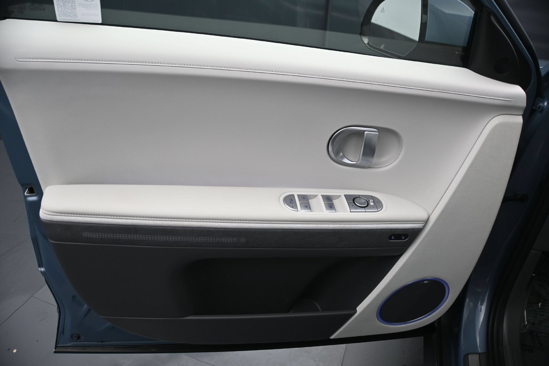 Certified 2024 Hyundai Ioniq 5 Limited AWD/4WD image 17