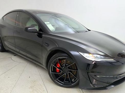 Used 2024 Tesla Model 3 Performance image 1