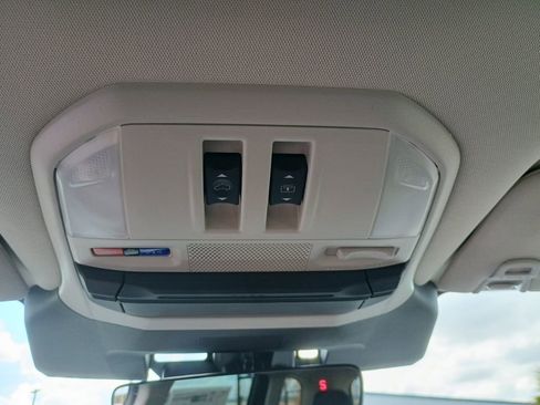 New 2026 Subaru Ascent Limited image 25