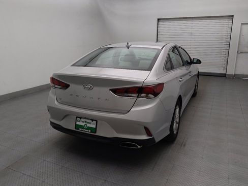 Used 2018 Hyundai Sonata SE FWD image 7