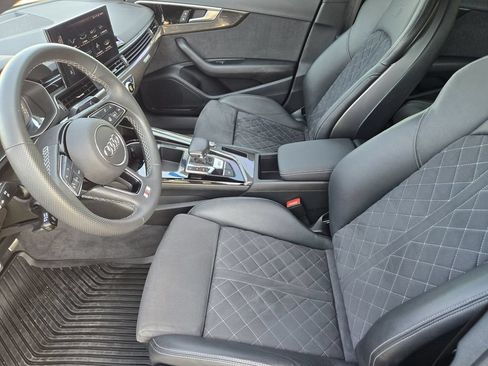 Used 2023 Audi S4 Premium w/ Convenience Package AWD/4WD image 12