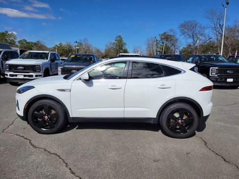 Used 2021 Jaguar E-PACE SE image 3