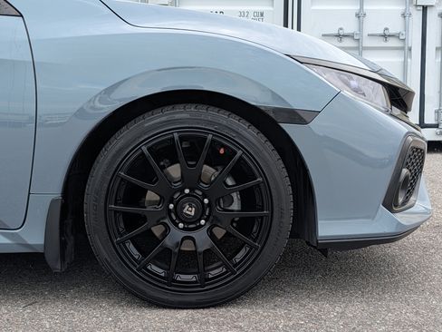Used 2018 Honda Civic EX image 11
