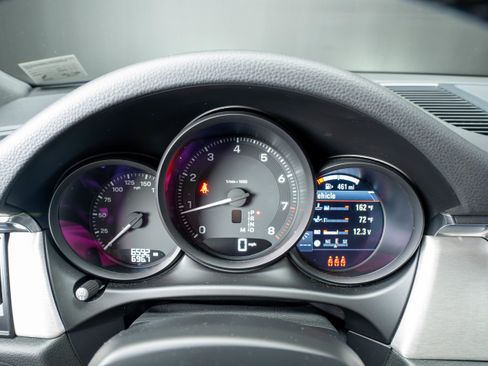 Certified 2026 Porsche Macan AWD/4WD image 21