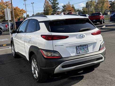 Used 2023 Hyundai Kona SEL w/ Cargo Package image 5