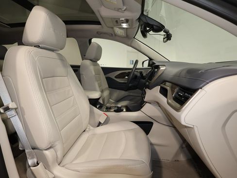Used 2022 GMC Terrain Denali w/ Denali Premium Package AWD/4WD image 26