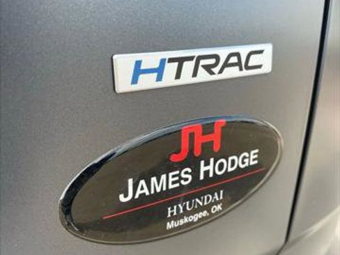 Used 2025 Hyundai Tucson Limited image 10