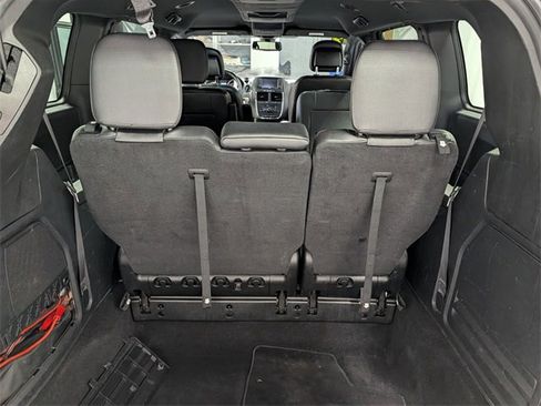 Used 2019 Dodge Grand Caravan GT image 11