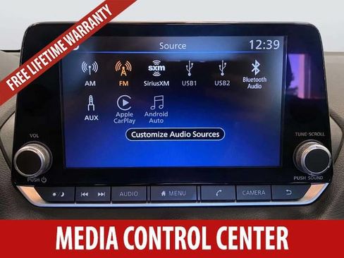 Used 2024 Nissan Sentra SV FWD image 12