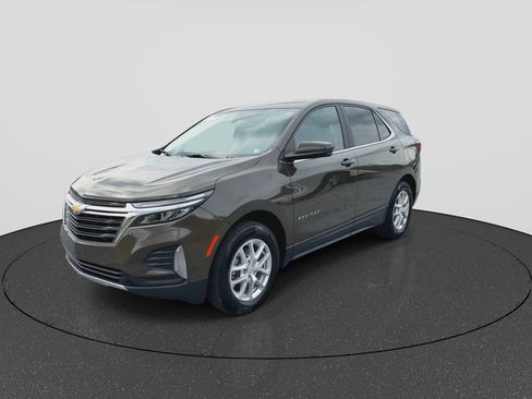 Used 2023 Chevrolet Equinox LT image 4