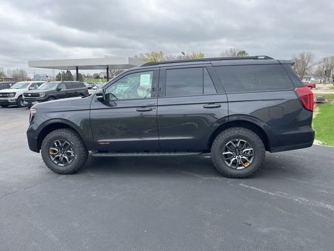 New 2026 Ford Expedition Tremor image 6