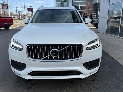 Used 2020 Volvo XC90 T6 Momentum image 11