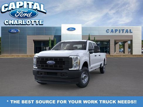 New 2026 Ford F250 XL image 2