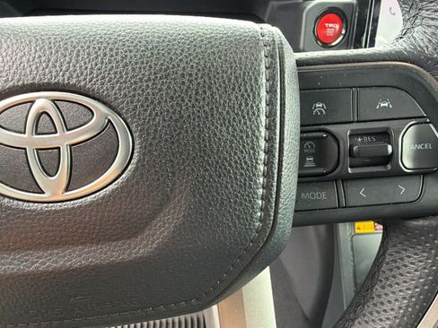 Used 2024 Toyota Tacoma TRD Sport w/ TRD Sport Upgrade Package RWD image 20