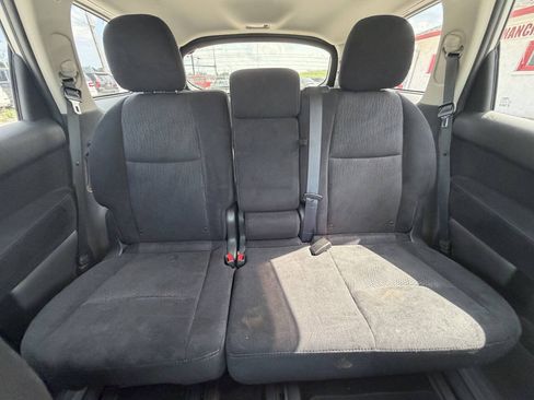 Used 2016 Nissan Pathfinder SV AWD/4WD image 25