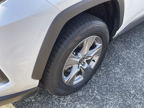 Certified 2024 Toyota RAV4 XLE AWD/4WD image 8