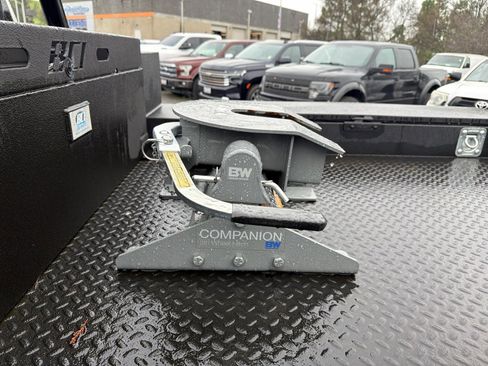 Used 2017 Ford F350 Lariat w/ Lariat Ultimate Package image 13