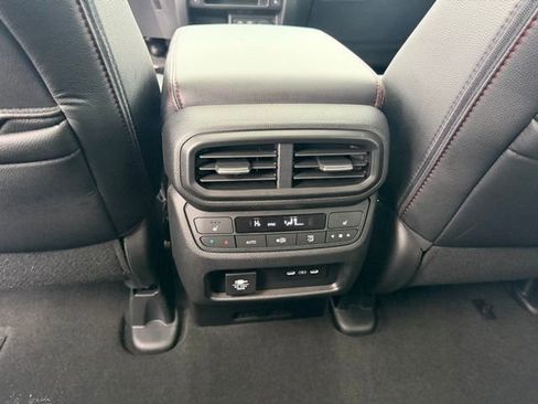 Certified 2025 Honda Passport Black Edition image 21