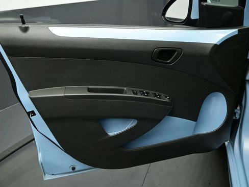 Used 2015 Chevrolet Spark LT FWD image 9