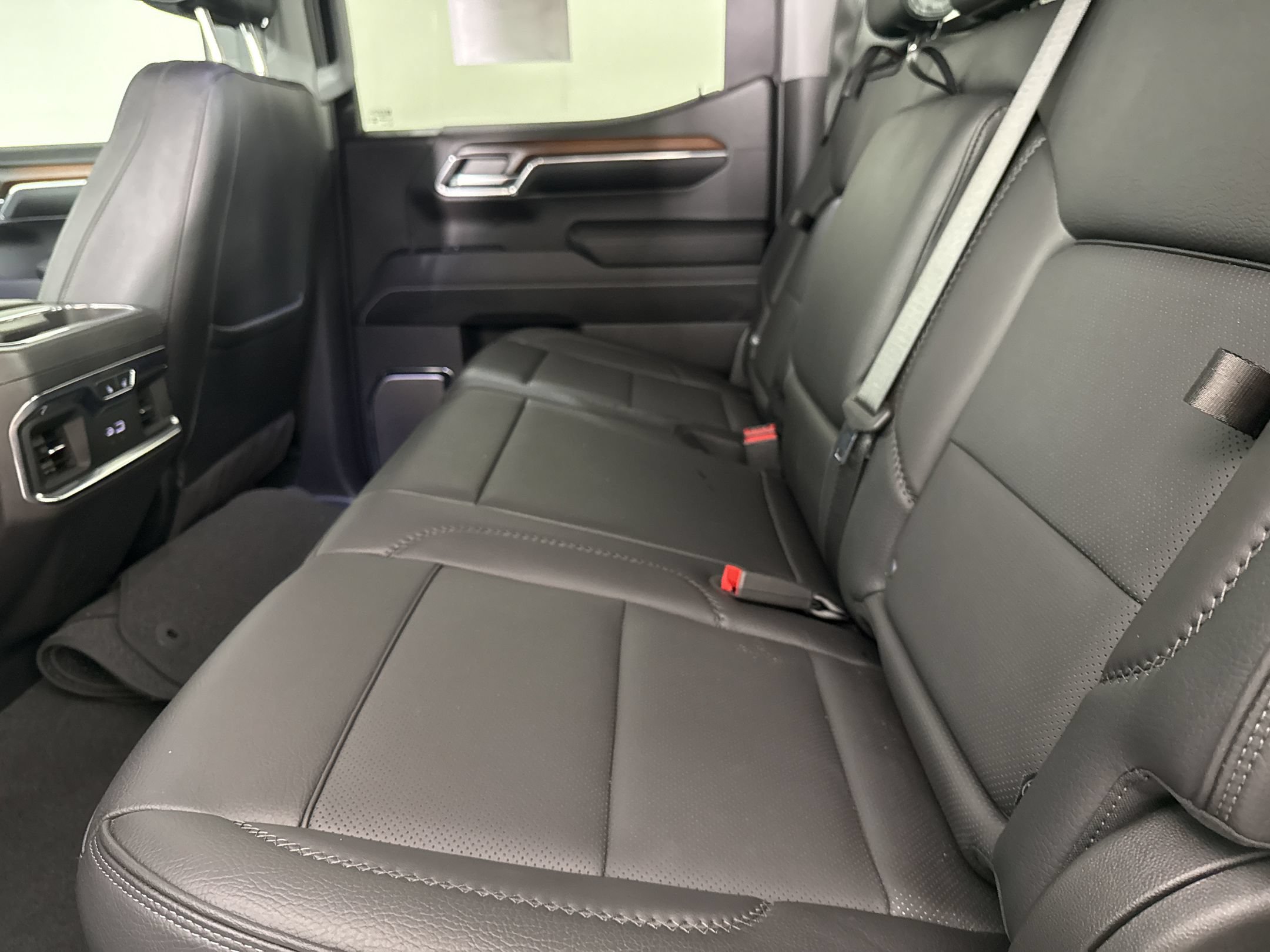 Used 2024 GMC Sierra 1500 Denali AWD/4WD image 20