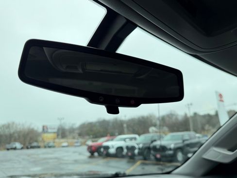 Used 2014 Chevrolet Silverado 1500 LT image 24