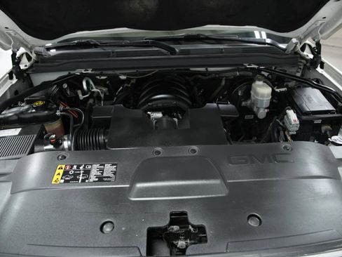 Used 2019 GMC Yukon XL Denali w/ Denali Ultimate Package image 49