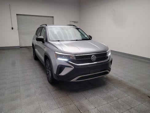 Used 2022 Volkswagen Taos S w/ IQ Drive S Package AWD/4WD image 14