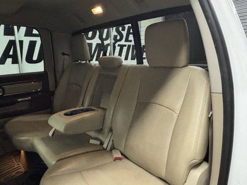 Used 2014 RAM 1500 Laramie w/ Convenience Group AWD/4WD image 28