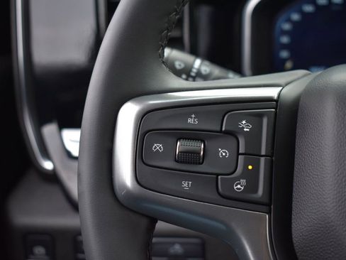 Used 2024 Chevrolet Silverado 1500 LT w/ Z71 Off-Road Package image 17