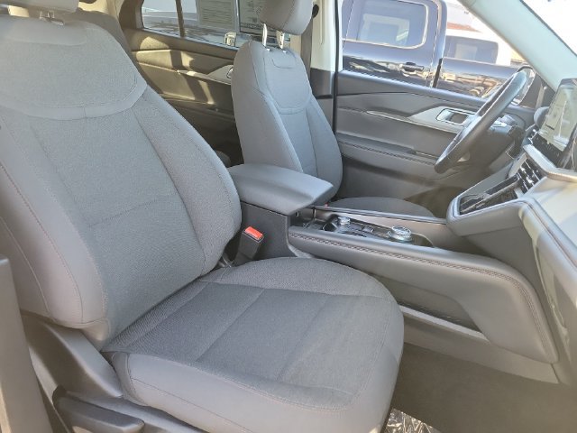 Used 2026 Ford Explorer Active RWD image 24