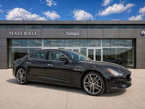 Used 2022 Maserati Quattroporte Modena image 1
