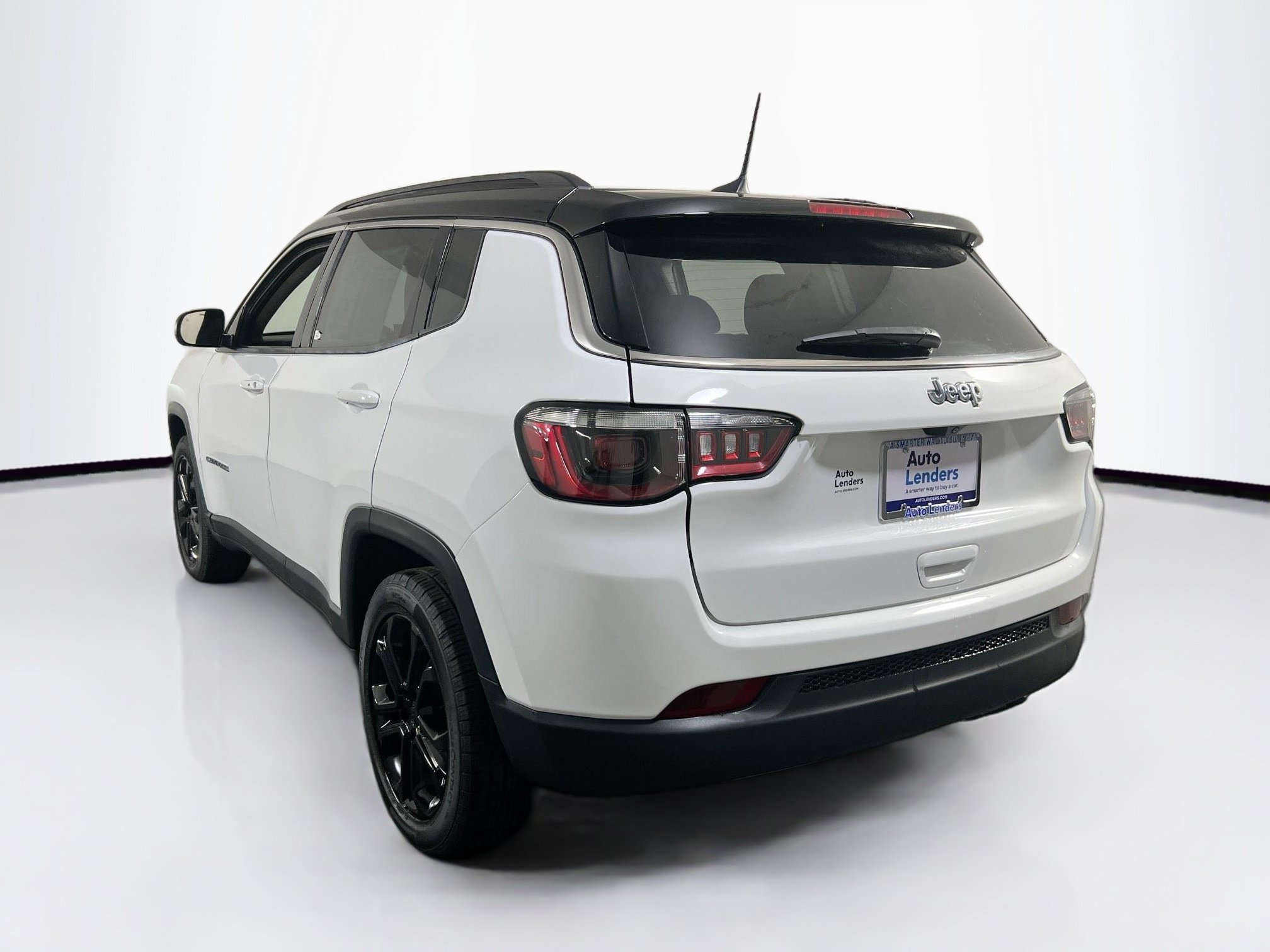 Used 2022 Jeep Compass Limited AWD/4WD image 7