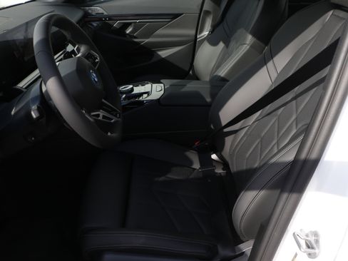 Certified 2026 BMW 550e xDrive w/ Premium Package AWD/4WD image 15