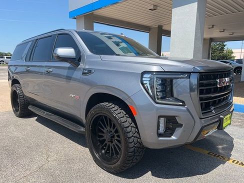 Used 2022 GMC Yukon XL AT4 w/ Max Trailering Package AWD/4WD image 6