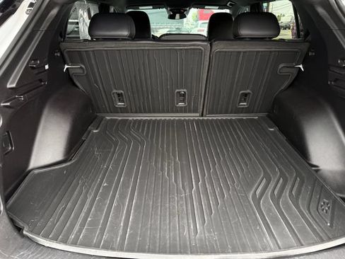 Used 2025 Chevrolet Equinox EV RS w/ LPO, All-Weather Mat Package FWD image 12