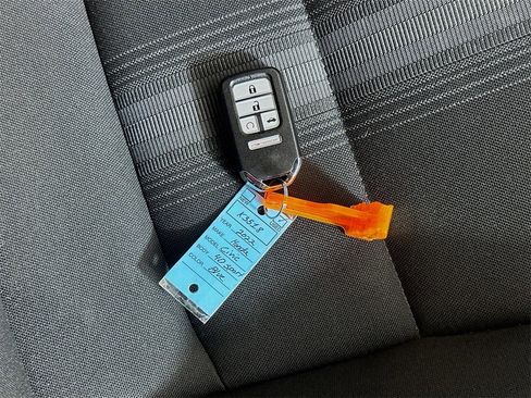 Used 2022 Honda Civic Sport image 32