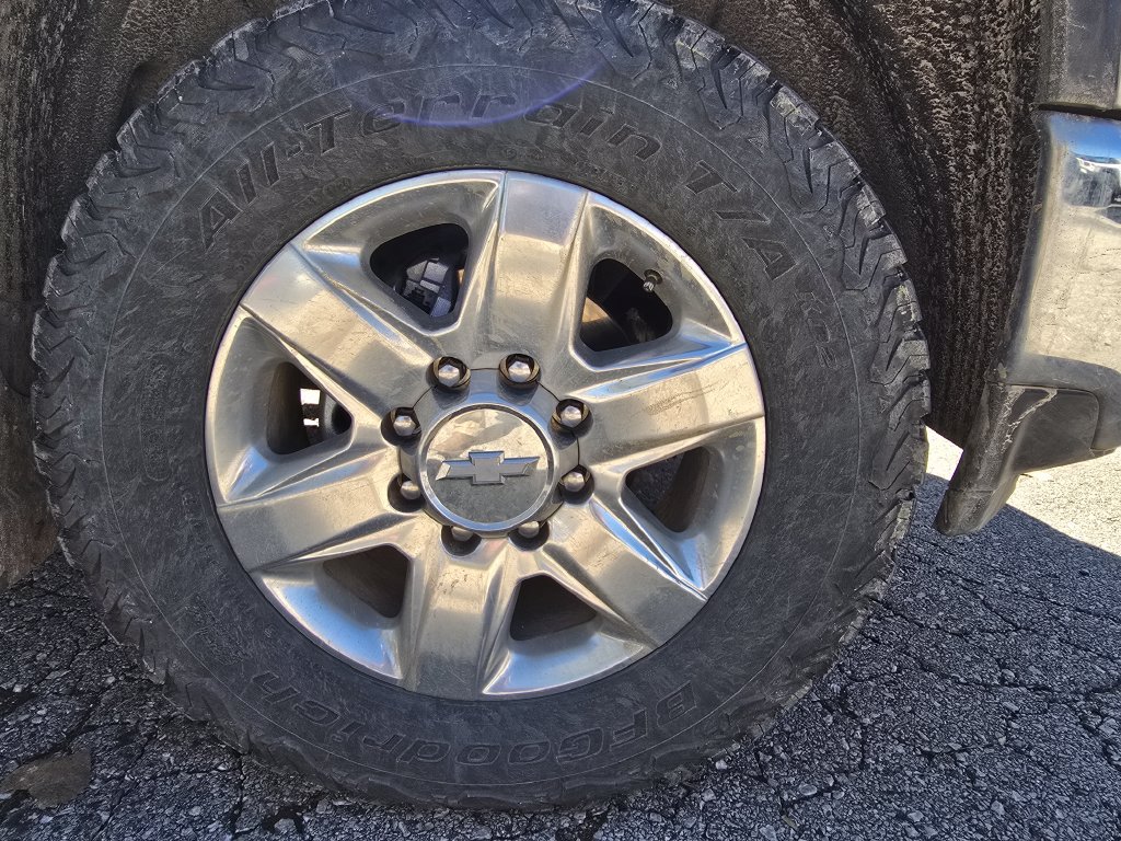 Used 2020 Chevrolet Silverado 2500 LTZ w/ LTZ Premium Package AWD/4WD image 22