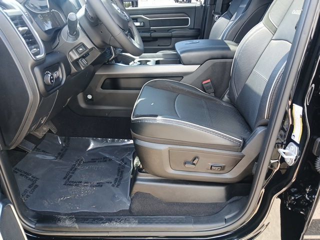 Used 2025 RAM 2500 Laramie w/ Night Edition AWD/4WD image 41