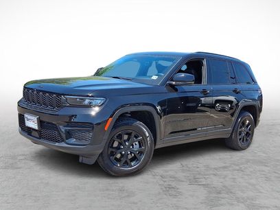 Certified 2025 Jeep Grand Cherokee Altitude