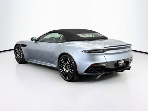 Used 2021 Aston Martin DBS Superleggera Volante image 15