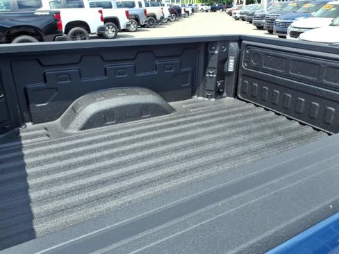 New 2026 Chevrolet Silverado 2500 Custom w/ Custom Value Package AWD/4WD image 15