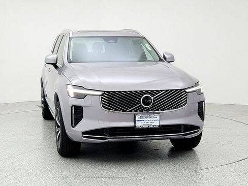 New 2026 Volvo XC90 B5 Core image 2